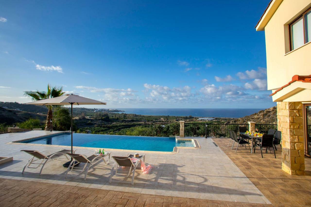 Villa Blue Jadeite Peyia Exterior photo