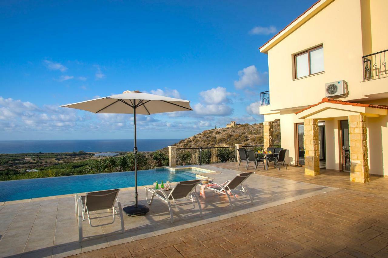 Villa Blue Jadeite Peyia Exterior photo