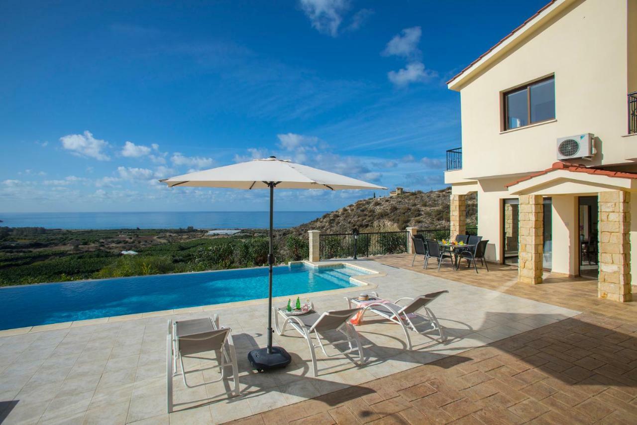 Villa Blue Jadeite Peyia Exterior photo