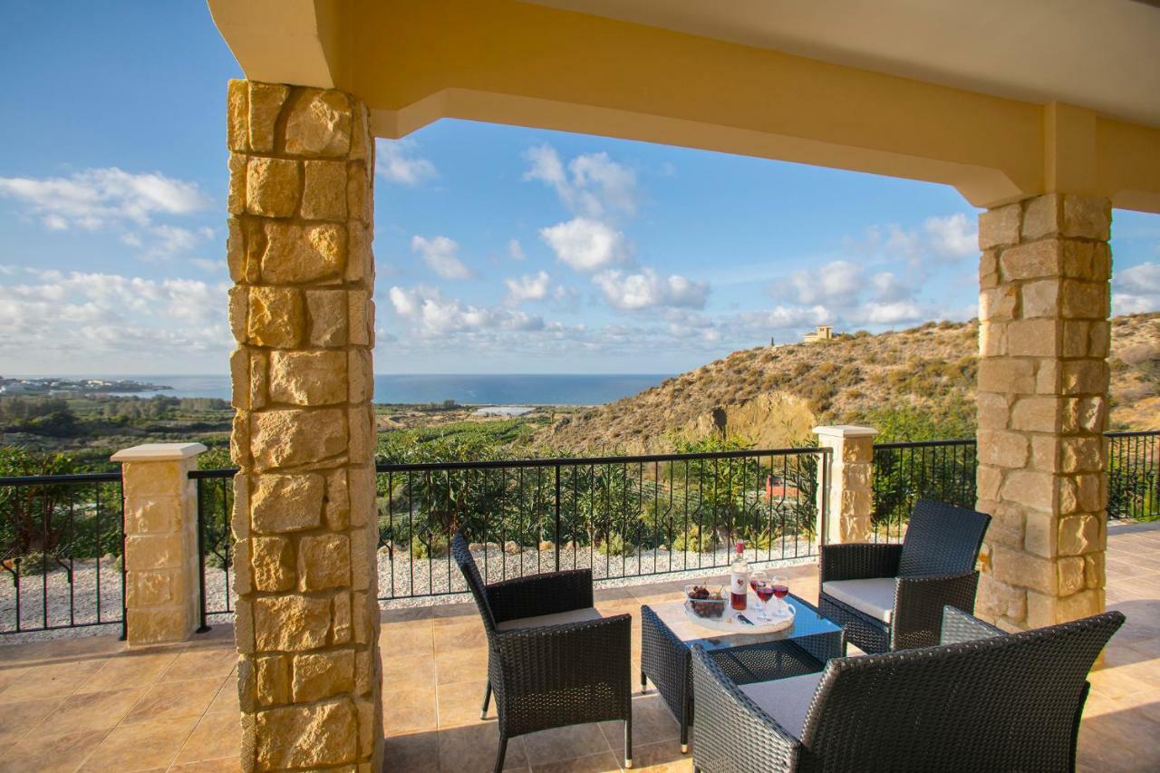 Villa Blue Jadeite Peyia Exterior photo